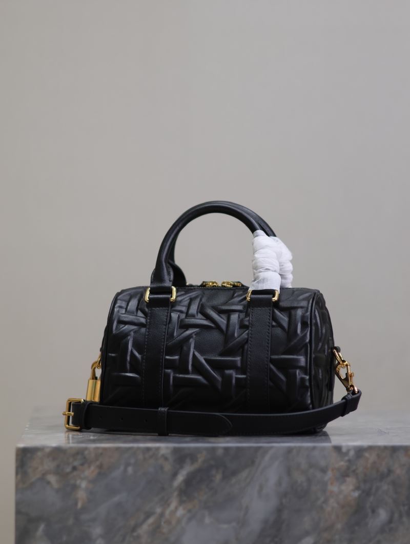 chr1st1an D10r boston bags